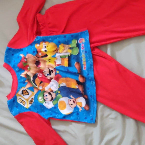 4 sets of Pajamas (Mario Kart, Mario Party, Spiderman, Minions) Size4/5 - Picture 3 of 7